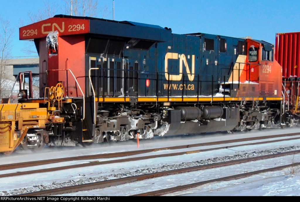 CN 2294